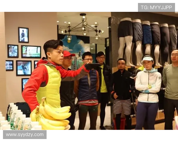 乌尔赖希复出完成首次跑步训练 乌尔赖希复出完成首次跑步训练